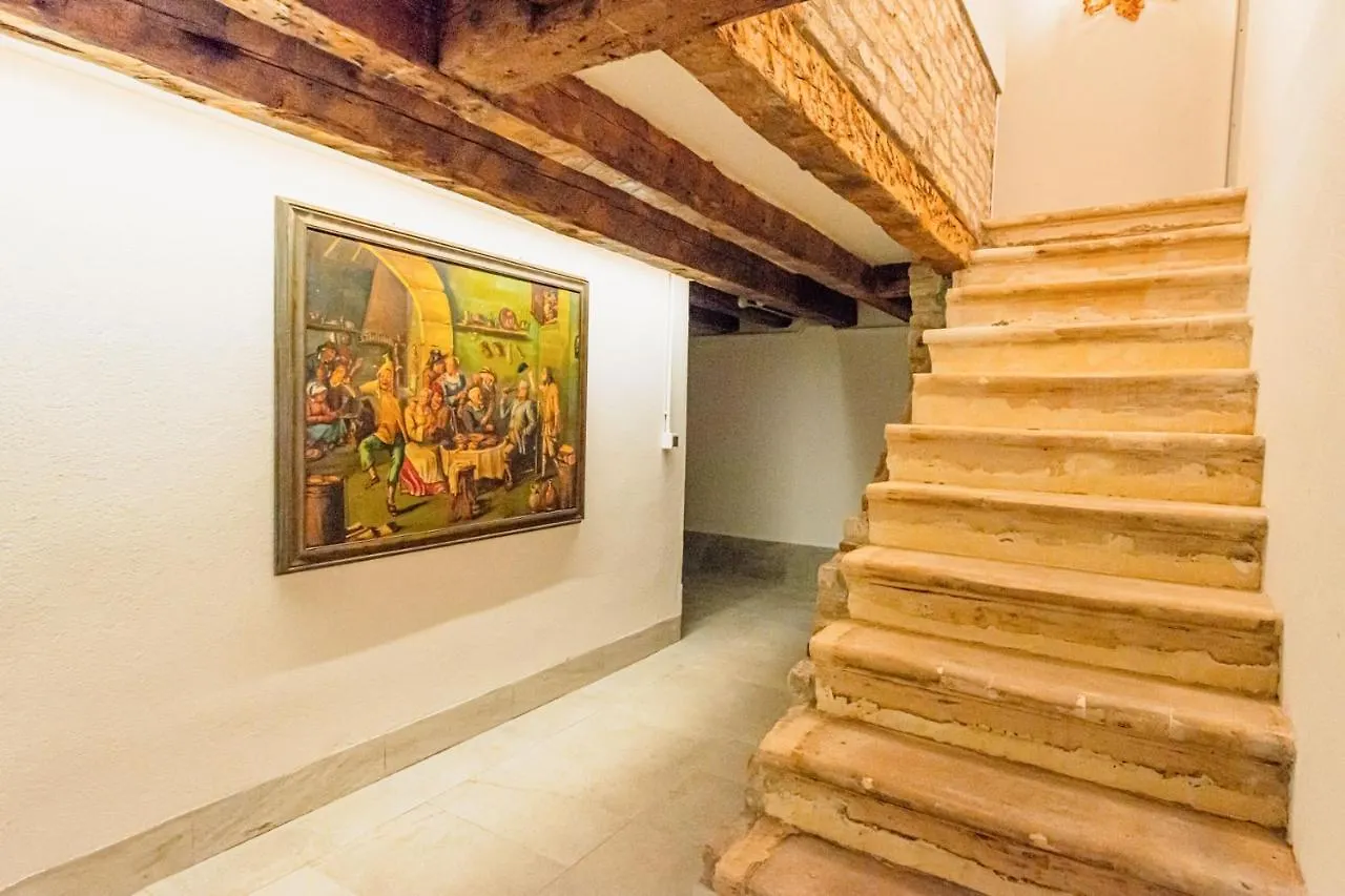Apartment Casa Leone- Cozy And Central Flat In Venice Italy